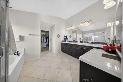 12526 Racimo Court, Victorville, CA 92392 - Photo 11