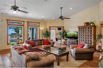 8334 Sky Line, Pinon Hills, CA 92372 - Photo 9