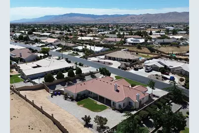 20230 Quail Run Road, Apple Valley, CA 92308 - Photo 13