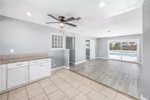 7508 Glider, Hesperia, CA 92345 - Photo 15