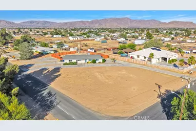 21330 Ramona, Apple Valley, CA 92307 - Photo 33