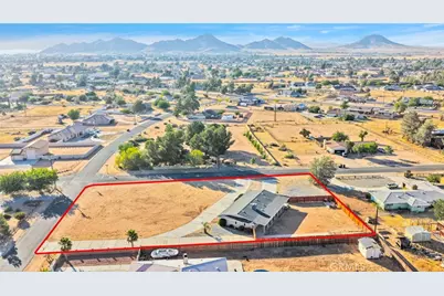 21330 Ramona, Apple Valley, CA 92307 - Photo 39