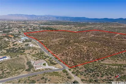 9785 Whitehaven, Hesperia, CA 92344 - Photo 7