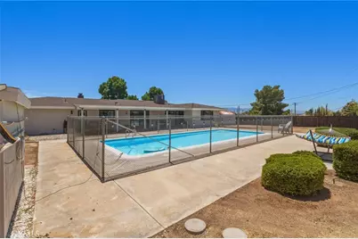 16230 Saint Timothy Road, Apple Valley, CA 92307 - Photo 45