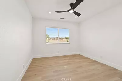 13229 Algonquin Road, Apple Valley, CA 92308 - Photo 17