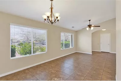 13935 Apple Creek, Victorville, CA 92395 - Photo 11