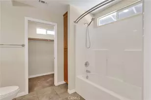 13935 Apple Creek, Victorville, CA 92395 - Photo 37