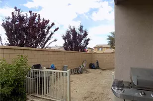 12858 Mesa View Dr, Victorville, CA 92392 - Photo 21