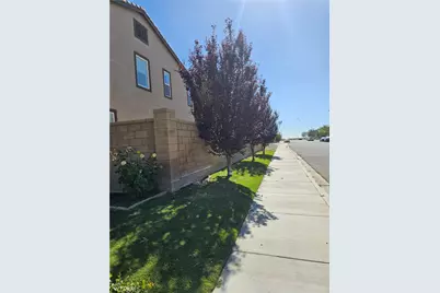 12858 Mesa View Drive, Victorville, CA 92392 - Photo 9