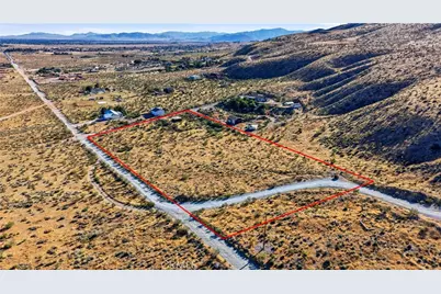 8255 Kiowa Road, Apple Valley, CA 92308 - Photo 5
