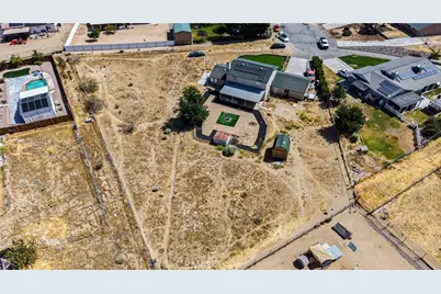 12786 4th, Victorville, CA 92395 - Photo 47