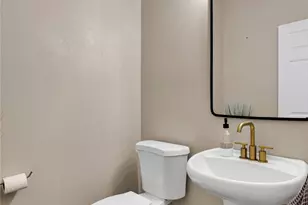 13547 Ashland Ln, Fontana, CA 92336 - Photo 19