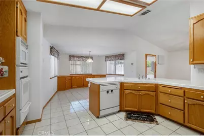 10636 Regency Road, Hesperia, CA 92345 - Photo 15