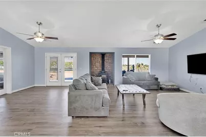 3632 Cambria, Phelan, CA 92371 - Photo 15