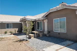 8477 Malpaso, Pinon Hills, CA 92371 - Photo 3