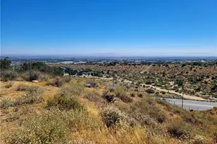 8477 Malpaso, Pinon Hills, CA 92371 - Photo 5