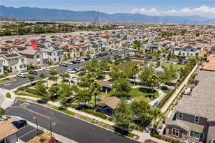 15982 Parkhouse, Fontana, CA 92336 - Photo 37