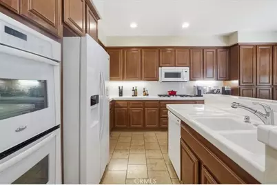 12444 Osprey, Victorville, CA 92392 - Photo 15