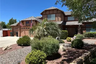 14800 Snake River Ct, Victorville, CA 92392 - Photo 5