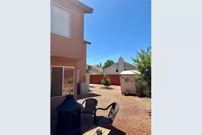 14800 Snake River Court, Victorville, CA 92392 - Photo 37
