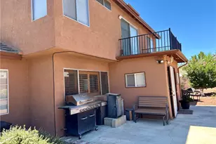 14800 Snake River Ct, Victorville, CA 92392 - Photo 43