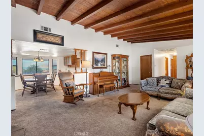 19456 Saint Timothy Lane, Apple Valley, CA 92307 - Photo 9