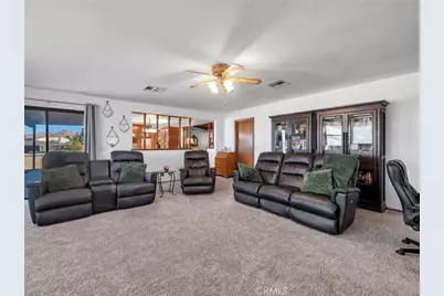 19456 Saint Timothy Lane, Apple Valley, CA 92307 - Photo 15