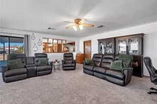 19456 St Timothy Ln, Apple Valley, CA 92307 - Photo 15