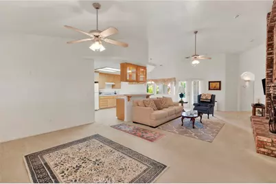 13030 Palos Grande Drive, Victorville, CA 92395 - Photo 11
