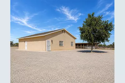 8756 Oakwood, Hesperia, CA 92345 - Photo 43