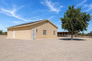 8756 Oakwood, Hesperia, CA 92345 - Photo 43