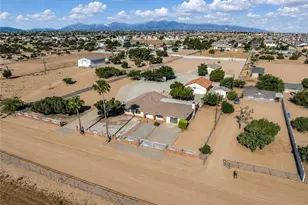 8756 Oakwood, Hesperia, CA 92345 - Photo 1