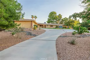 19459 Shasta Rd, Apple Valley, CA 92307 - Photo 5