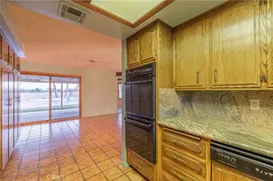 19459 Shasta Rd, Apple Valley, CA 92307 - Photo 21