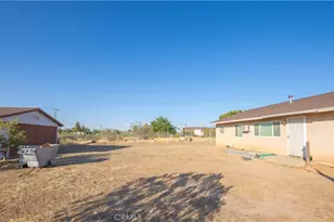 9888 6th, Victorville, CA 92392 - Photo 11