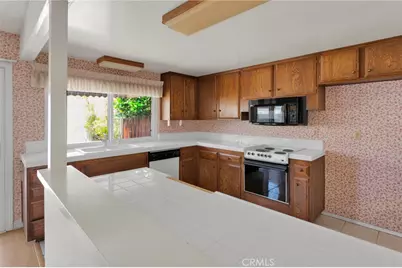 10031 Delano, Cypress, CA 90630 - Photo 17