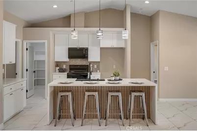 15155 Pocahantas Street, Apple Valley, CA 92307 - Photo 9