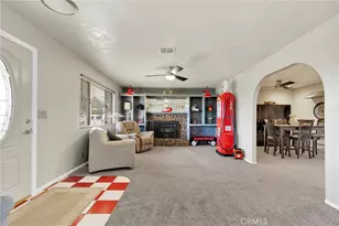 11590 Peach, Hesperia, CA 92345 - Photo 5