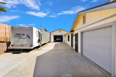11590 Peach, Hesperia, CA 92345 - Photo 49