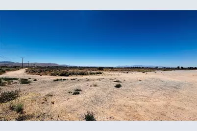3112721 28 Central Road, Apple Valley, CA 92307 - Photo 25