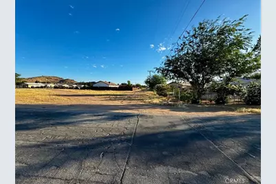 154 60 Broken Bow Road, Apple Valley, CA 92307 - Photo 9