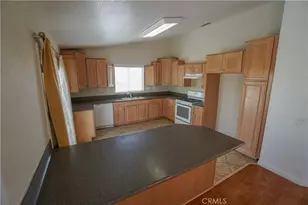 13470 W Nolina Dr, Hesperia, CA 92344 - Photo 7