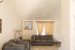 124 Old Drovers Ln, Bakersfield, CA 93307 - Photo 5