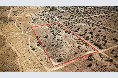 25200 Mountain View Road, Apple Valley, CA 92308 - Photo 1