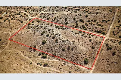 25200 Mountain View Road, Apple Valley, CA 92308 - Photo 3