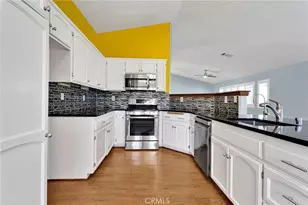 16470 Pauhaska, Apple Valley, CA 92307 - Photo 17