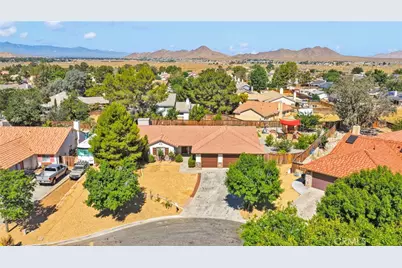 16470 Pauhaska, Apple Valley, CA 92307 - Photo 61