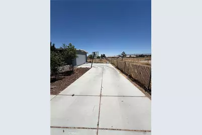 10623 4th, Hesperia, CA 92345 - Photo 19