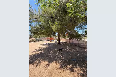 10623 4th, Hesperia, CA 92345 - Photo 9