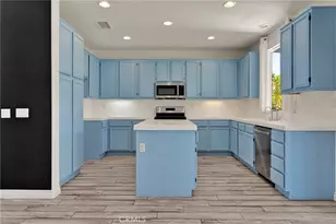 8430 Fillmore Ct, Oak Hills, CA 92344 - Photo 21